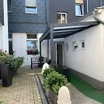 Am Freihafen Duisburg