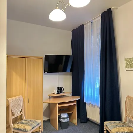 Am Freihafen Hotel 2*