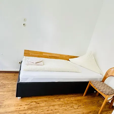 Hotel Am Freihafen 2*