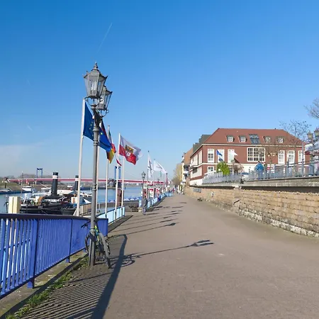 Am Freihafen دوسبرغ