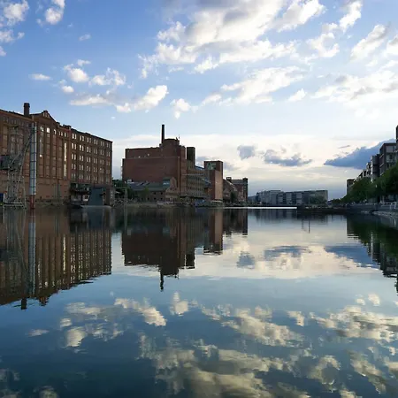 Am Freihafen فندق