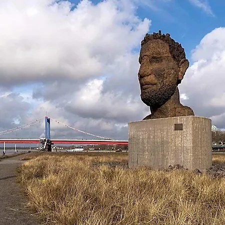Szálloda Am Freihafen