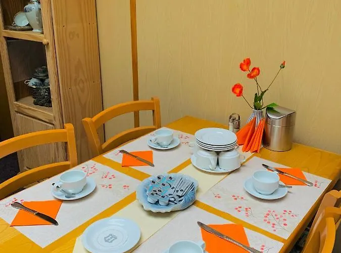 Am Freihafen 2* Duisburg