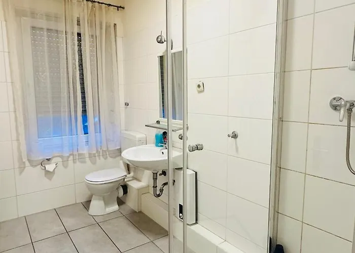 酒店 弗赖哈芬酒店 2*