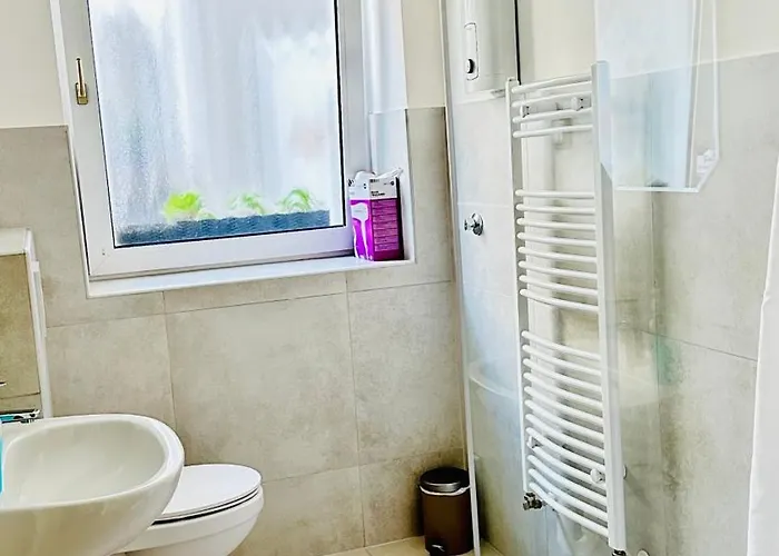 Am Freihafen Hotel 2*