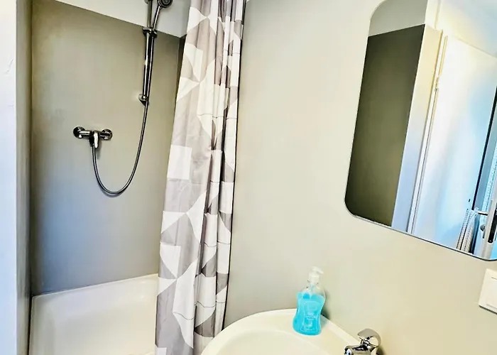 Am Freihafen 2* Duisburg